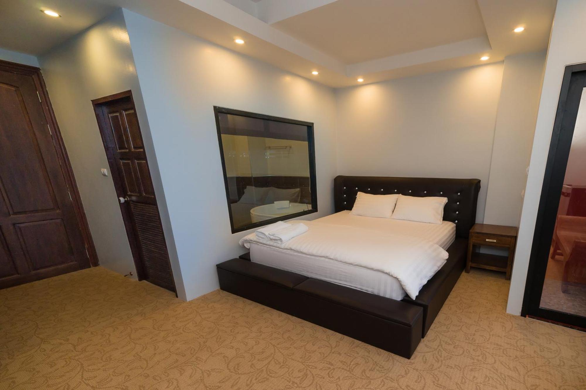 Thongtara House Boutique Srinakarin Hotel Bangkok Værelse billede