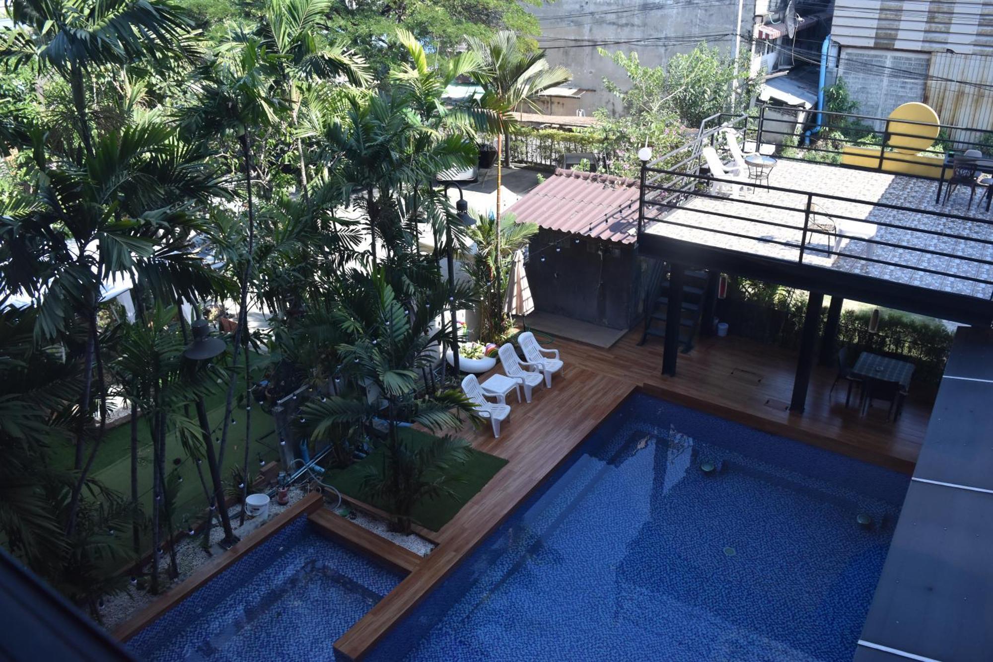 Thongtara House Boutique Srinakarin Hotel Bangkok Eksteriør billede