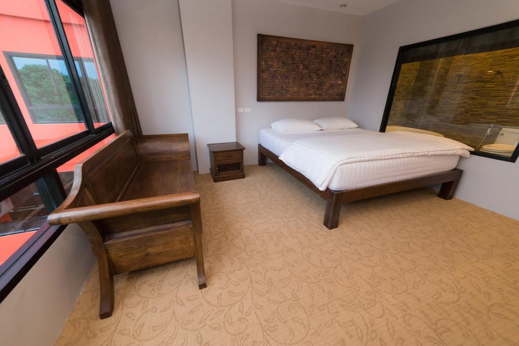 Thongtara House Boutique Srinakarin Hotel Bangkok Værelse billede